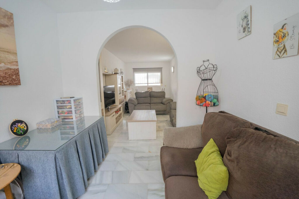 Townhouse El Coto Málaga - image 11