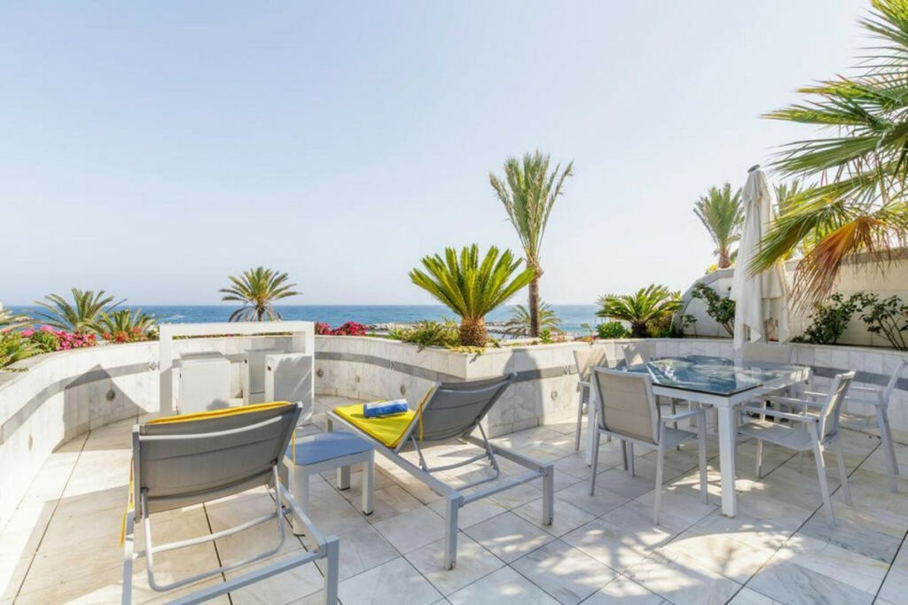 Middle Floor Apartment Puerto Banús Málaga - image 11