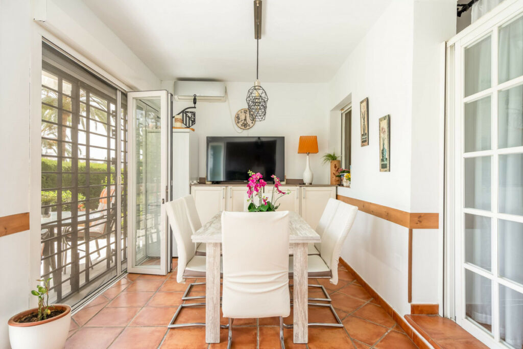 Ground Floor Apartment Nueva Andalucía Málaga - image 11