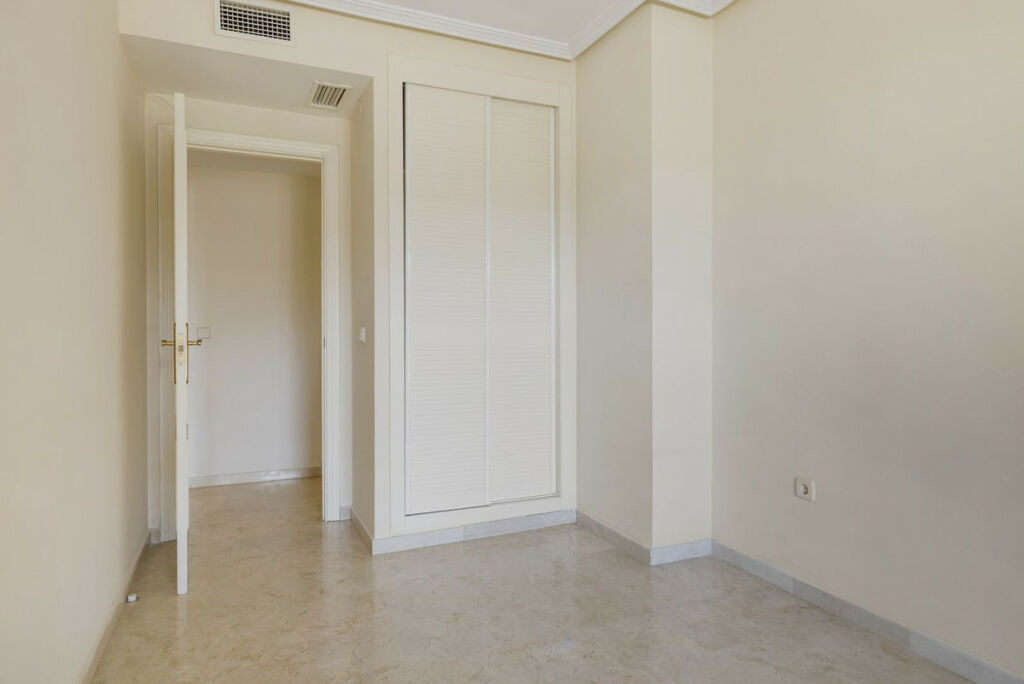 Ground Floor Apartment Torrequebrada Málaga - image 11