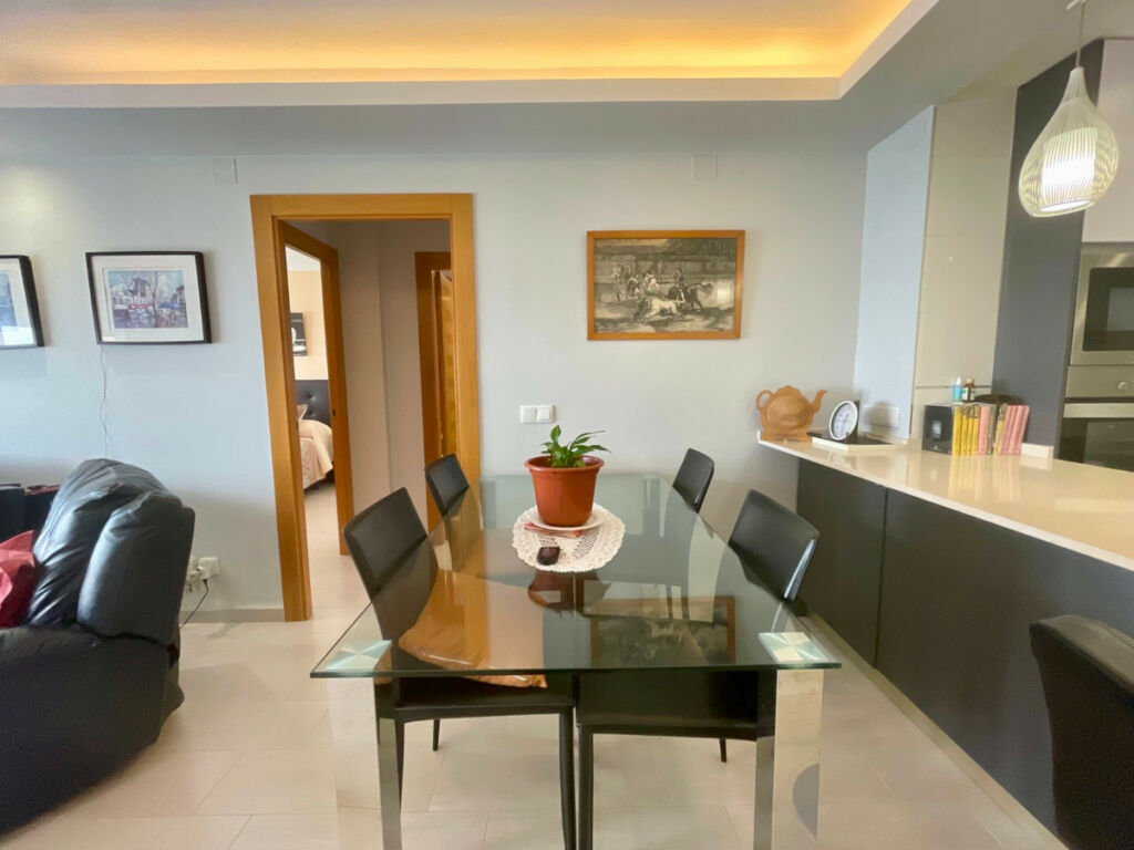 Middle Floor Apartment Playa Del Cura Alicante - image 3