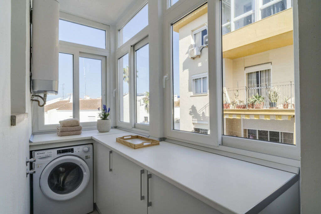 Middle Floor Apartment Estepona Málaga - image 11