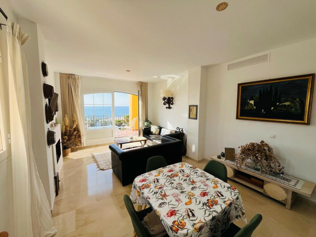 Penthouse Manilva Málaga - image 11