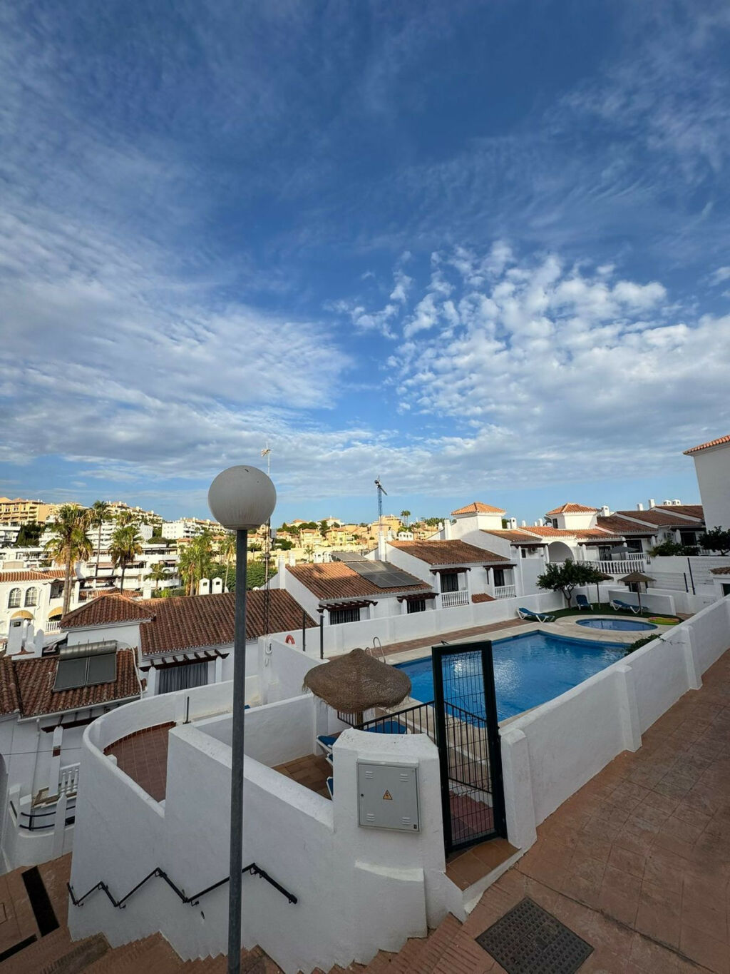 Middle Floor Apartment Calahonda Málaga - image 13