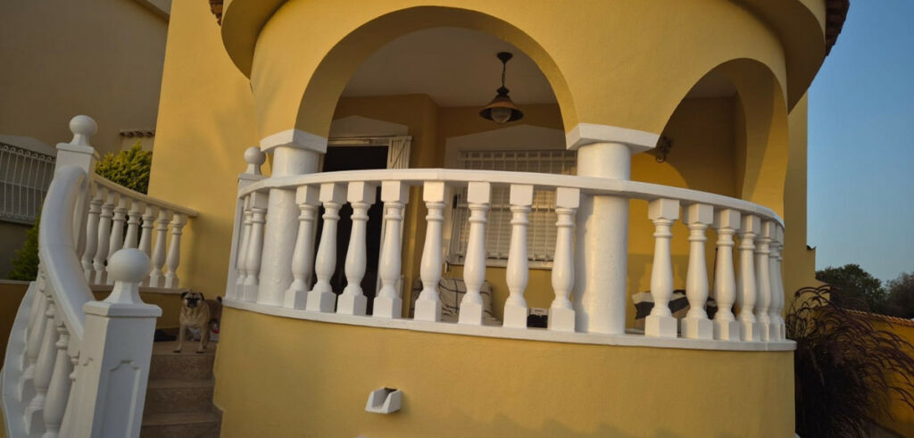 Detached Villa Ciudad Quesada Alicante - image 11