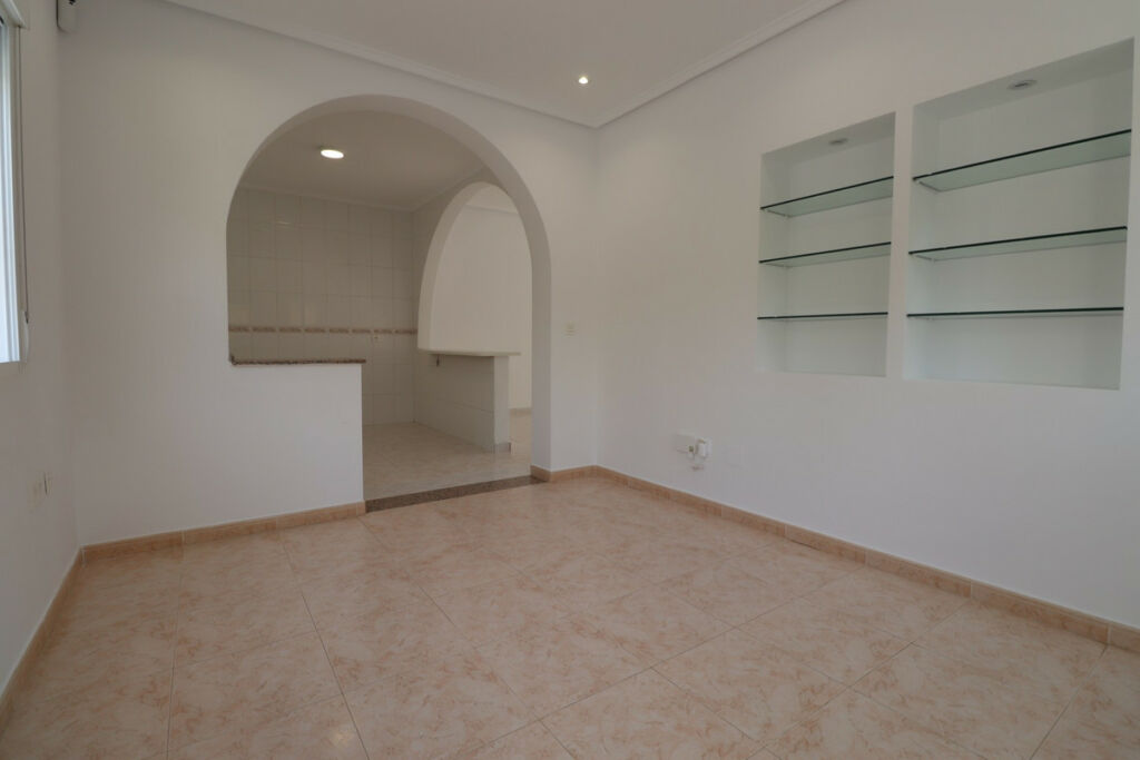 Detached Villa Dona Pepa Alicante - image 11