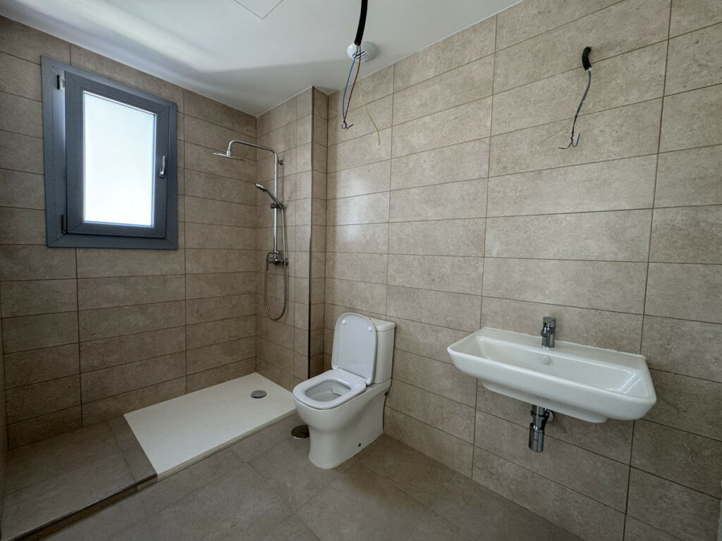 Middle Floor Apartment Estepona Málaga - image 11