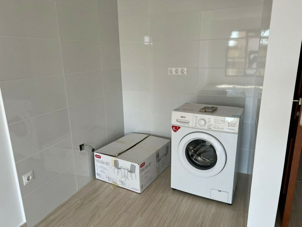 Top Floor Apartment Fuengirola Málaga - image 11