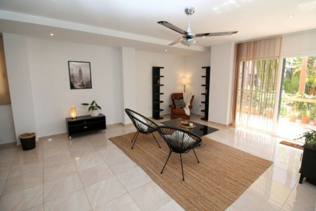 Ground Floor Apartment Miraflores Málaga - image 11