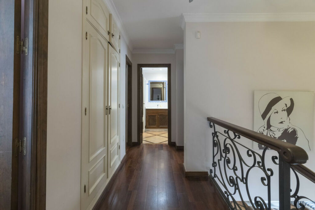 Detached Villa Fuengirola Málaga - image 11