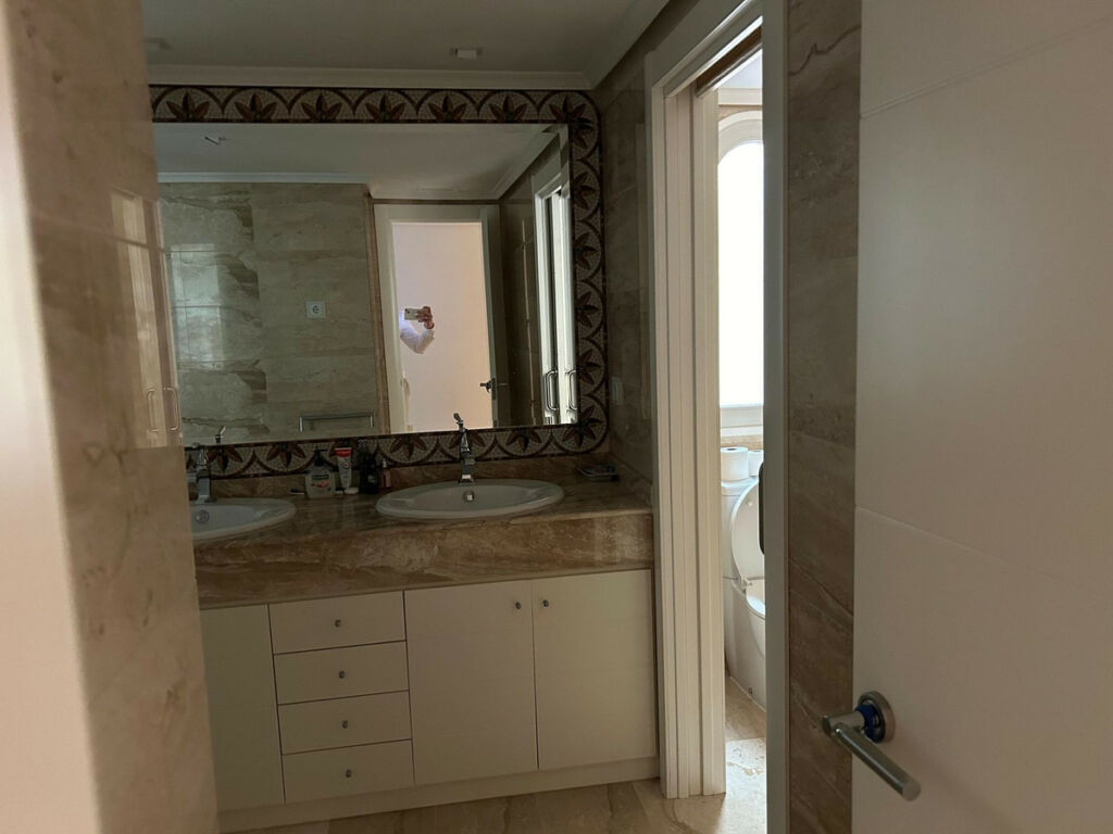 Ground Floor Apartment Elviria Málaga - image 11