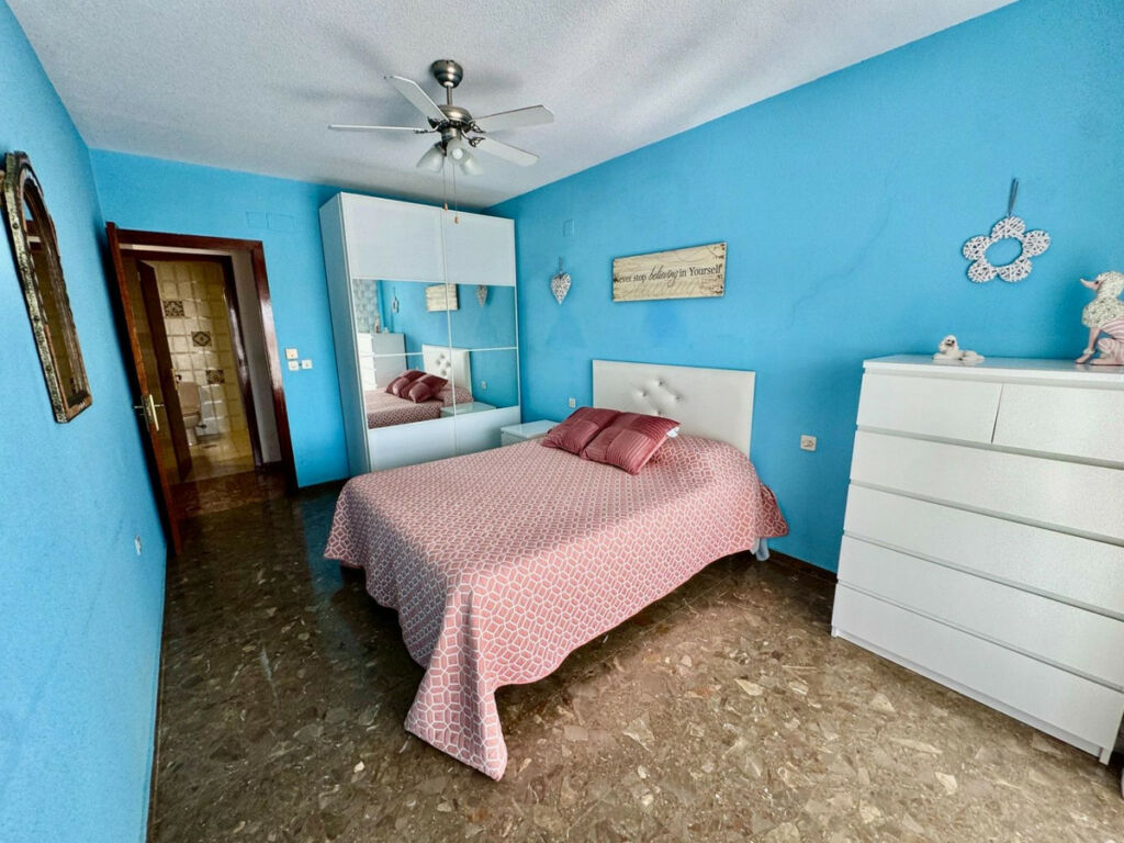 Middle Floor Apartment Benalmadena Costa Málaga - image 11