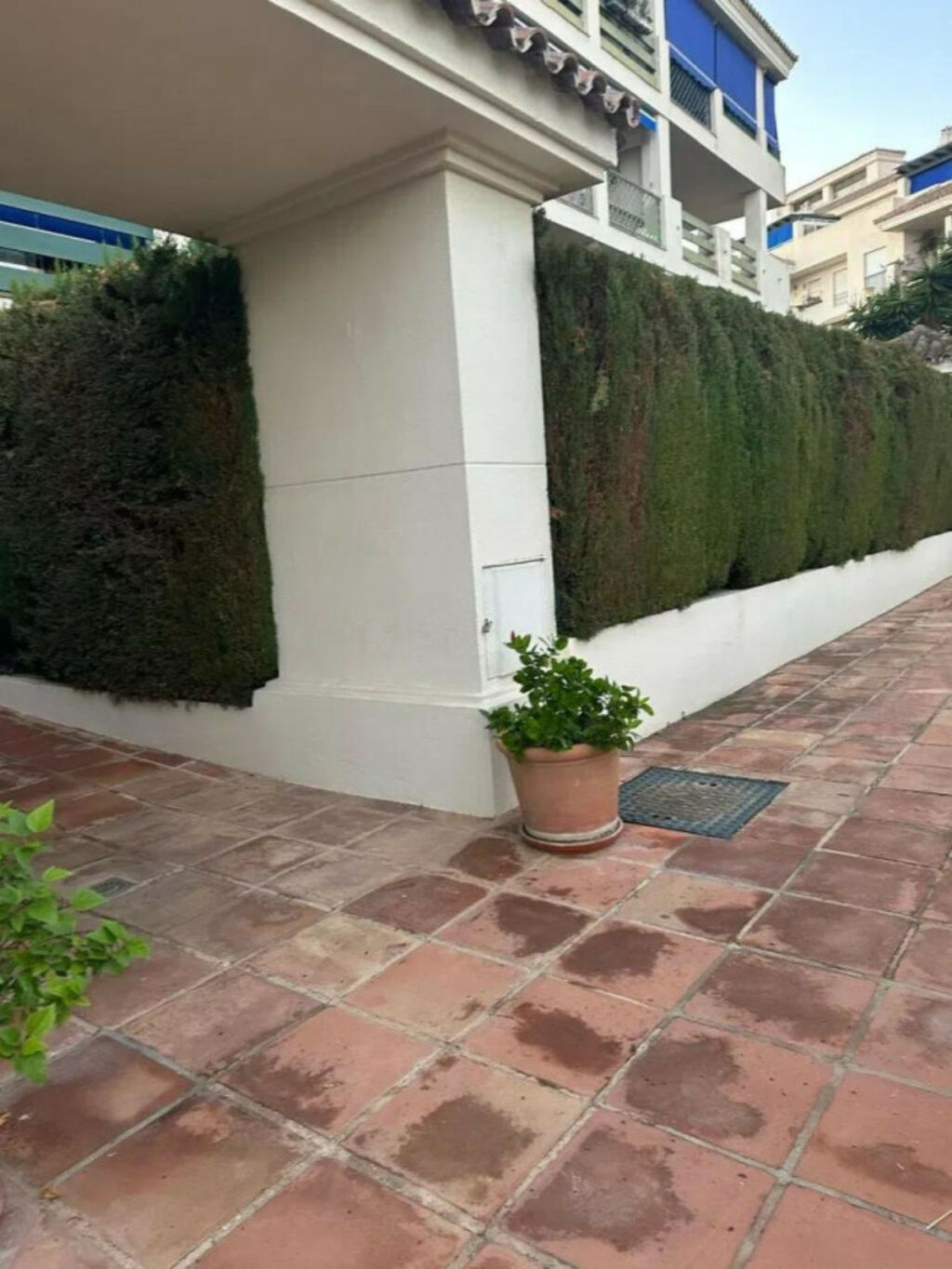 Ground Floor Apartment Nueva Andalucía Málaga - image 11