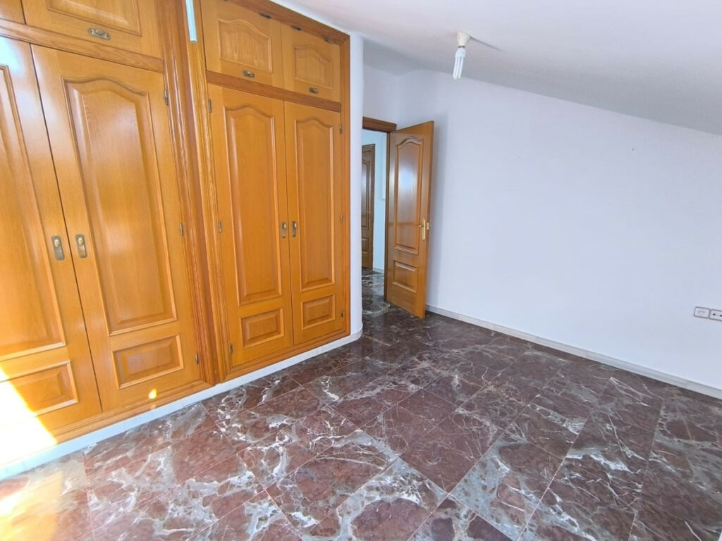 Townhouse Sax Alicante - image 11