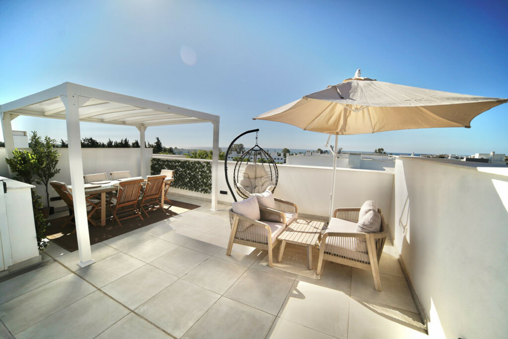 Townhouse Estepona Málaga - image 11