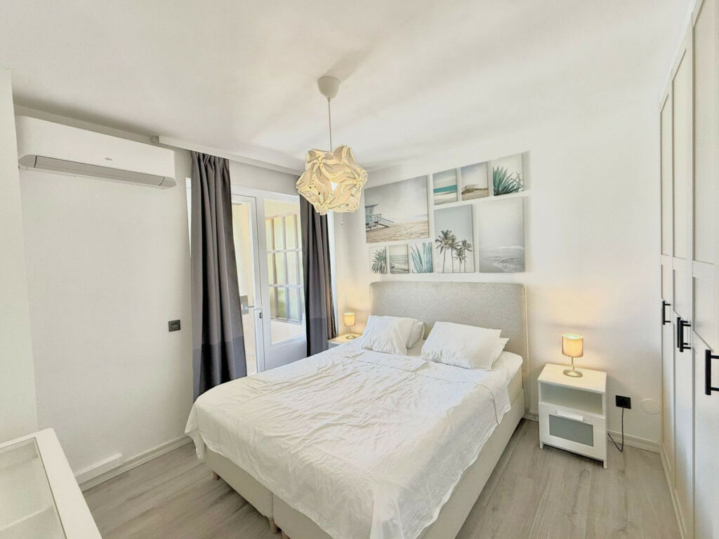 Middle Floor Apartment Fuengirola Málaga - image 11