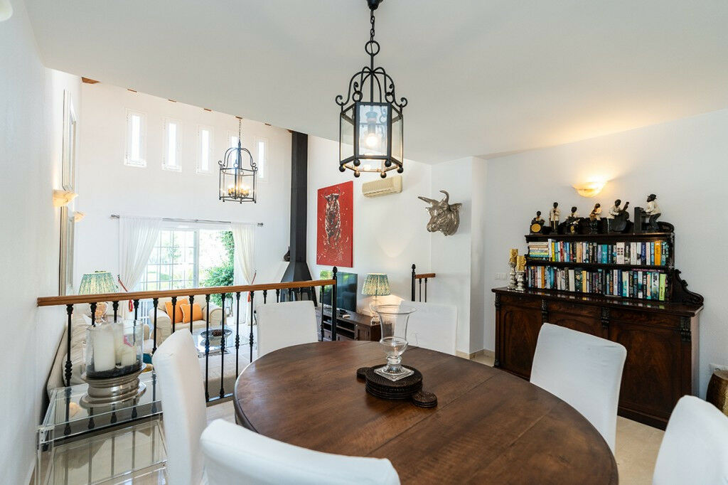 Townhouse Riviera del Sol Málaga - image 11