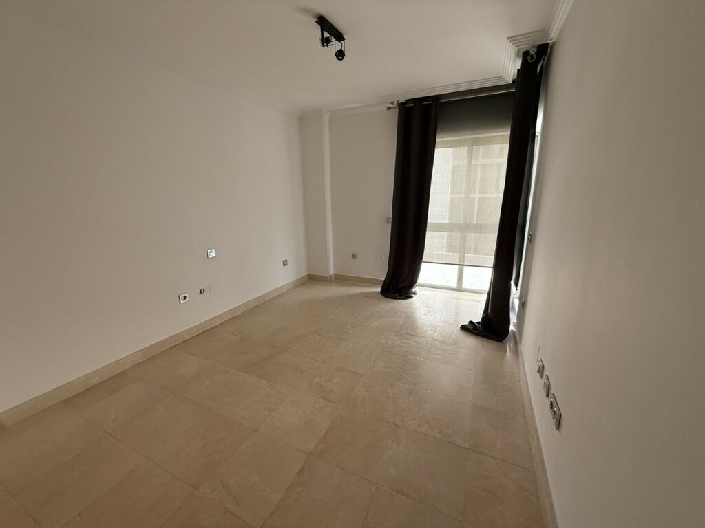 Middle Floor Apartment Los Flamingos Málaga - image 11