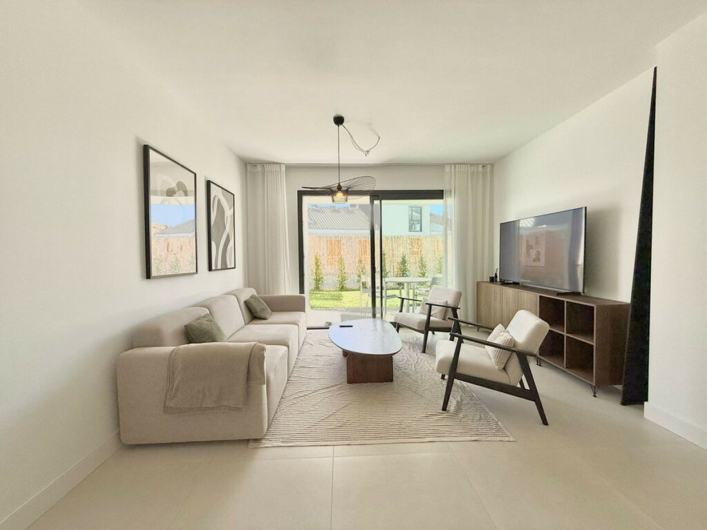 Ground Floor Apartment Higueron Málaga - image 11