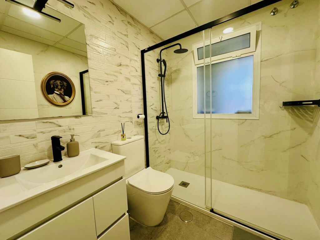 Ground Floor Apartment Carib Playa Málaga - image 11