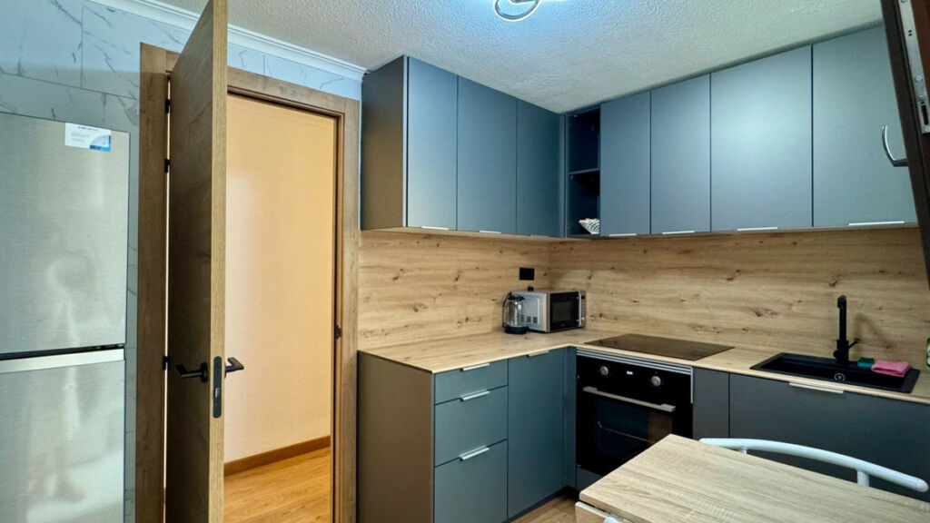 Middle Floor Apartment Torrevieja Alicante - image 11