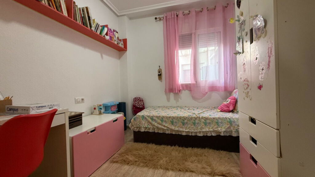 Middle Floor Apartment Los Montesinos Alicante - image 11