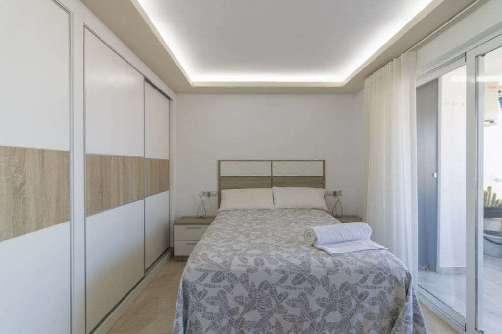 Middle Floor Apartment Benalmadena Costa Málaga - image 11