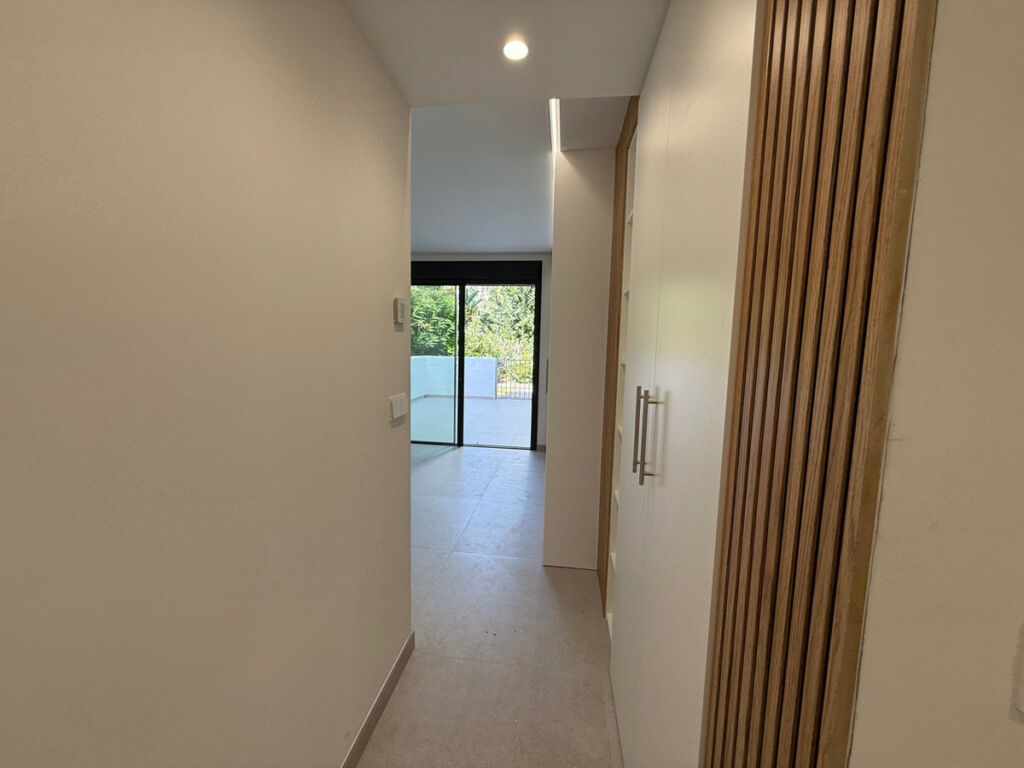 Ground Floor Apartment Estepona Málaga - image 11
