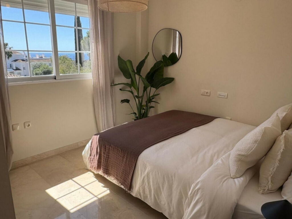 Penthouse Duplex Río Real Málaga - image 11