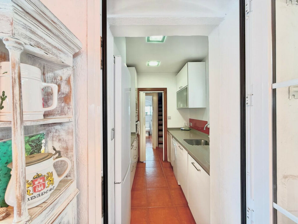 Semi-Detached House Fuengirola Málaga - image 11
