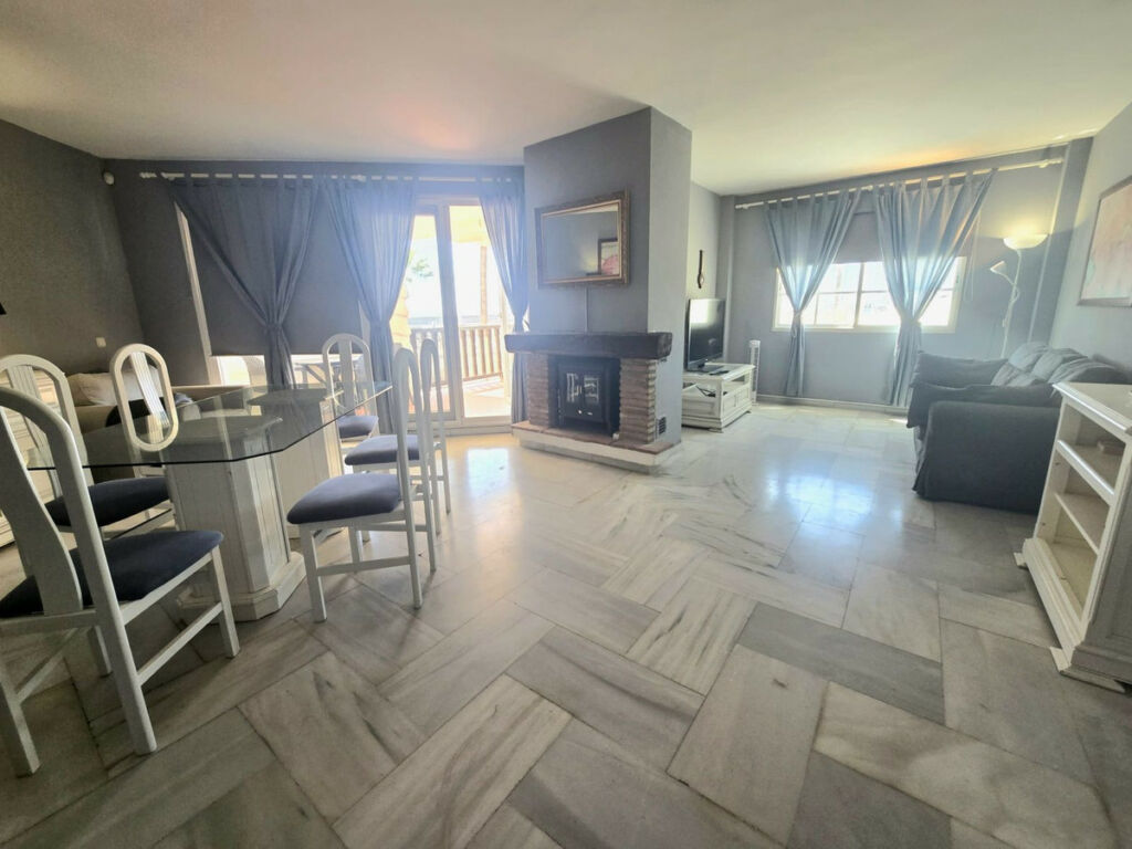 Middle Floor Apartment Benalmadena Costa Málaga - image 11