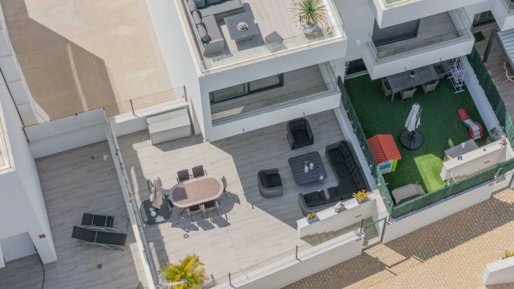 Townhouse Fuengirola Málaga - image 12