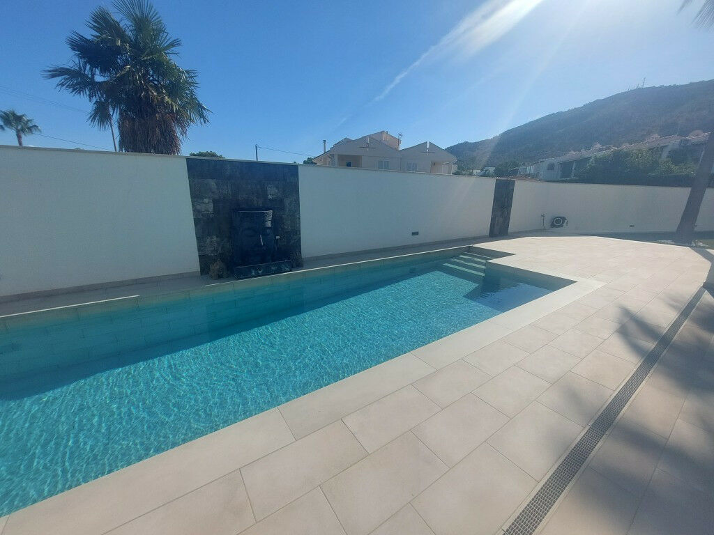 Detached Villa Albir Alicante - image 11
