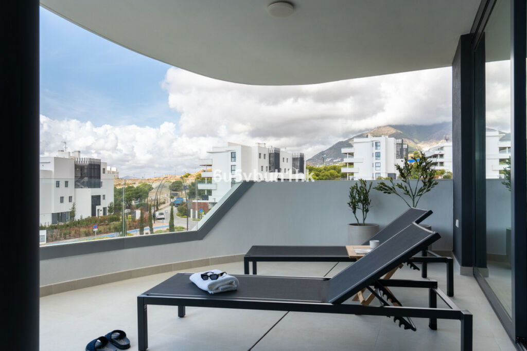 Middle Floor Apartment Fuengirola Málaga - image 11