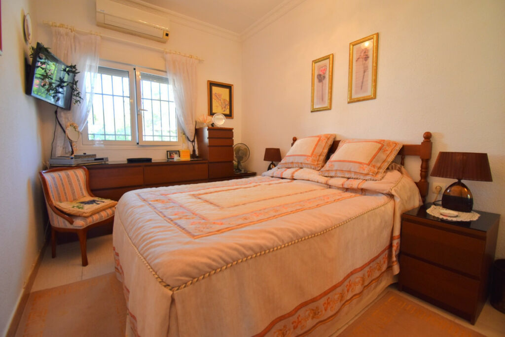 Detached Villa Los Balcones Alicante - image 11