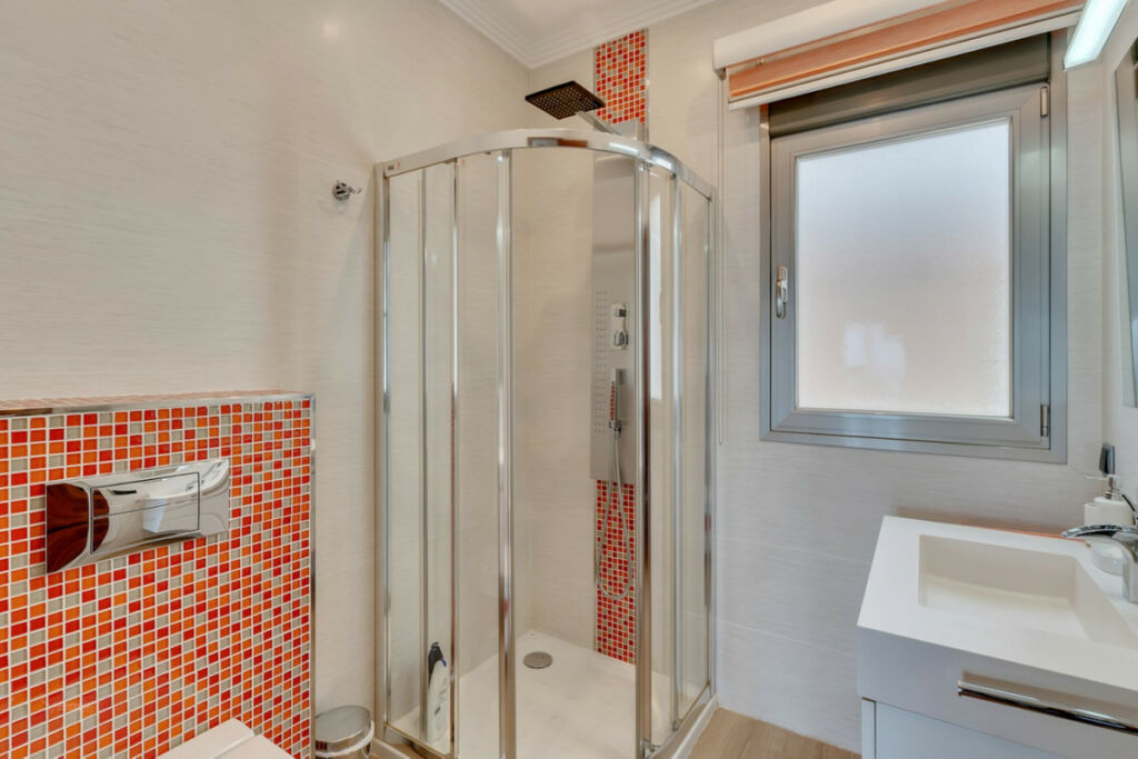 Detached Villa Benissa Alicante - image 11