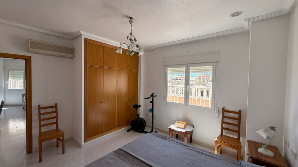 Detached Villa Orihuela Costa Alicante - image 11