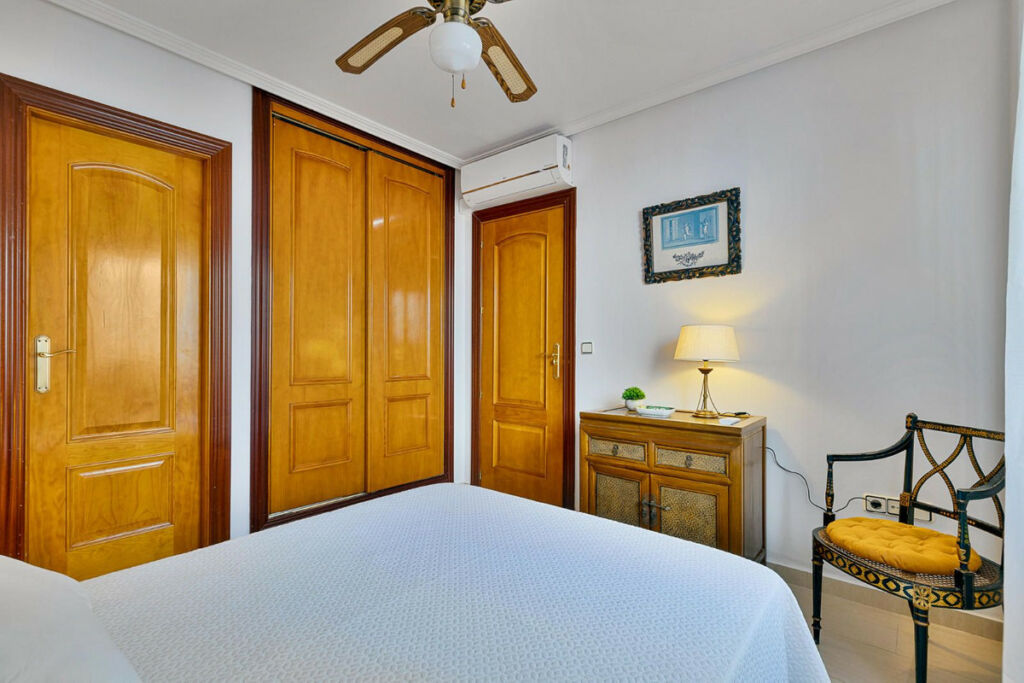 Ground Floor Apartment Fuengirola Málaga - image 11