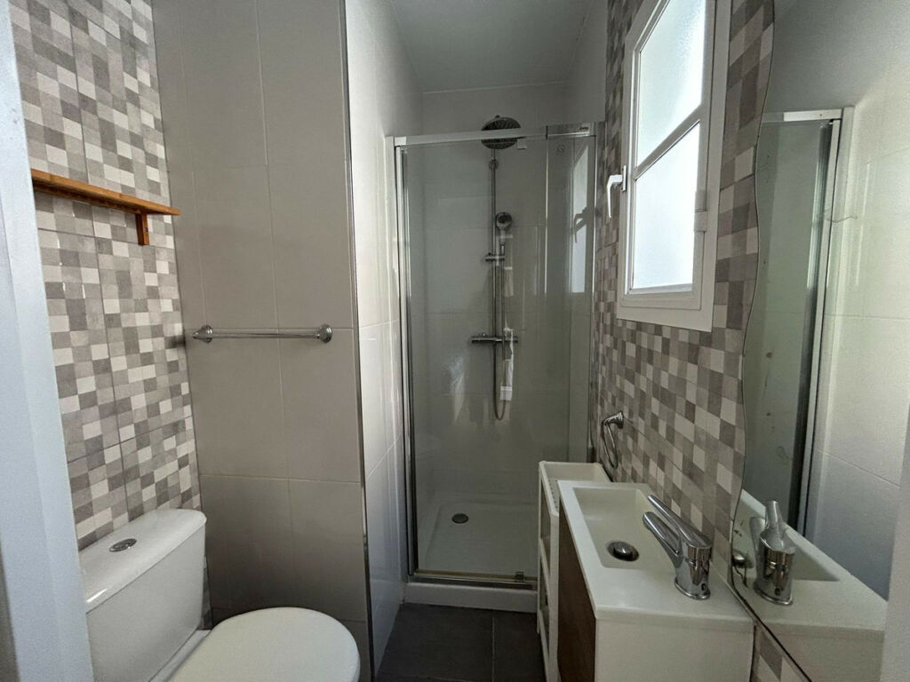 Townhouse Torrequebrada Málaga - image 11