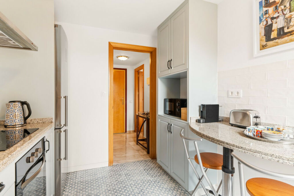 Top Floor Apartment El Rosario Málaga - image 11