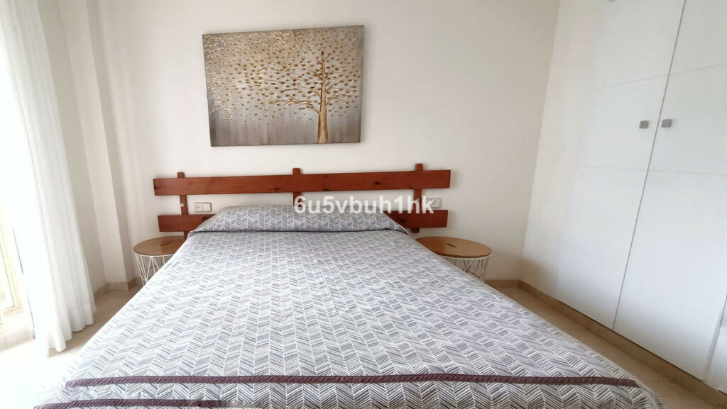 Middle Floor Apartment Fuengirola Málaga - image 12