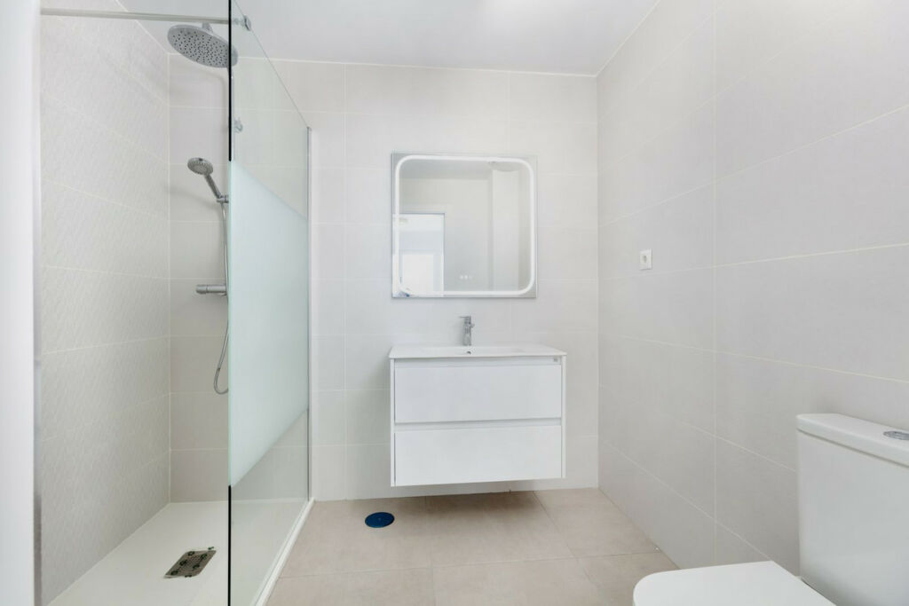 Penthouse Estepona Málaga - image 11