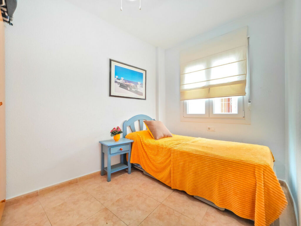 Middle Floor Apartment Parque de las Naciones Alicante - image 13