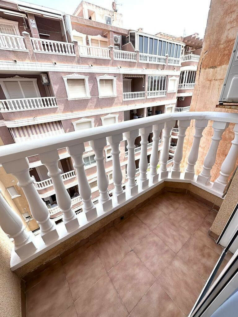Middle Floor Apartment Playa Del Cura Alicante - image 12