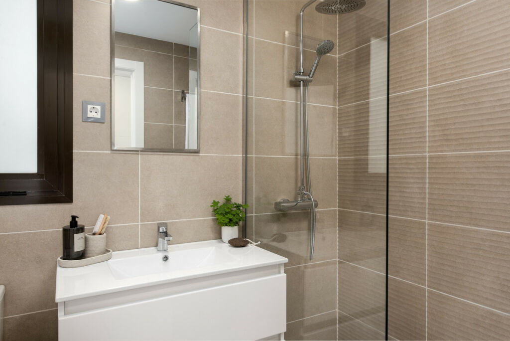 Middle Floor Apartment Estepona Málaga - image 12