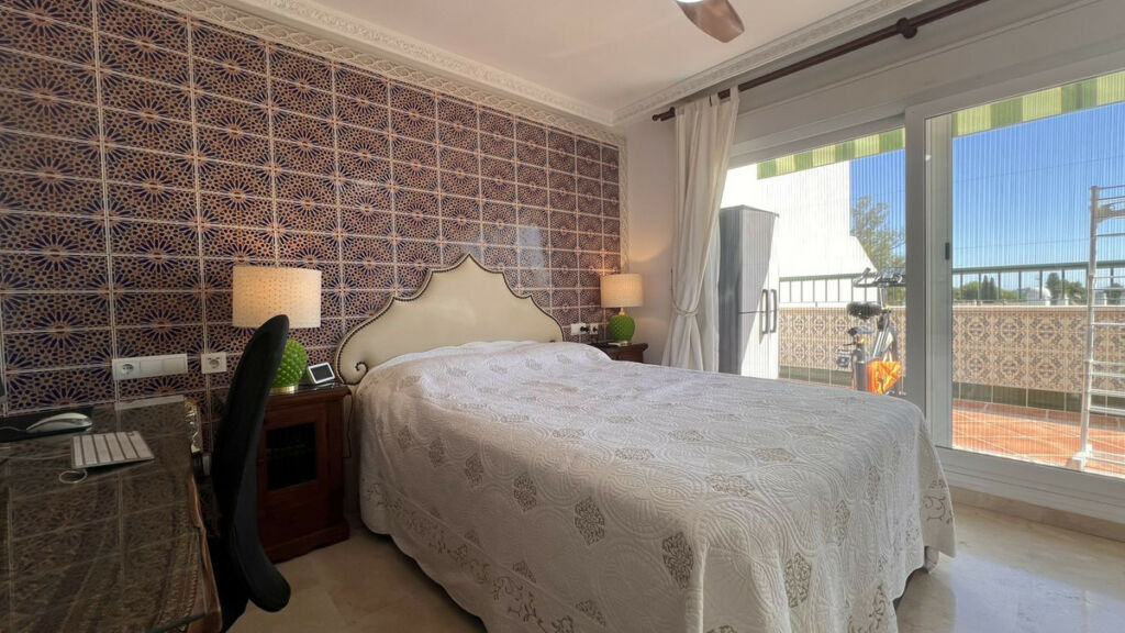 Penthouse San Pedro de Alcántara Málaga - image 12