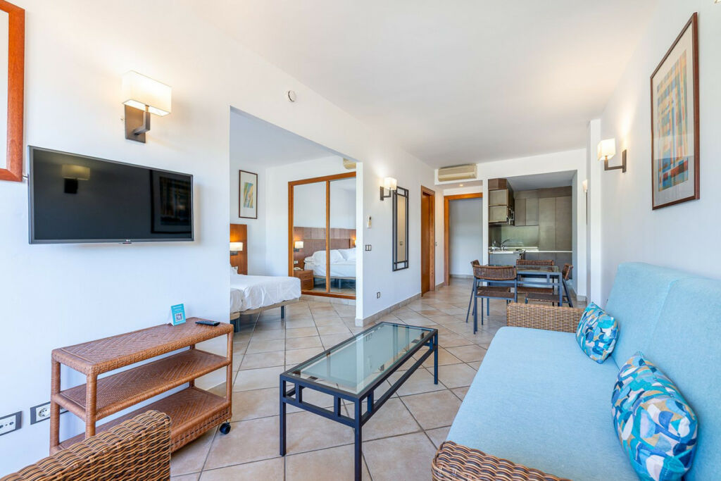 Top Floor Apartment Benahavís Málaga - image 12