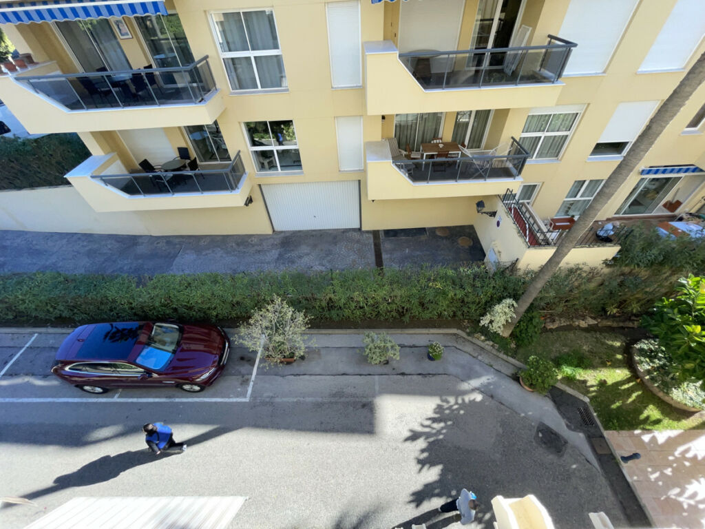 Middle Floor Apartment Estepona Málaga - image 12