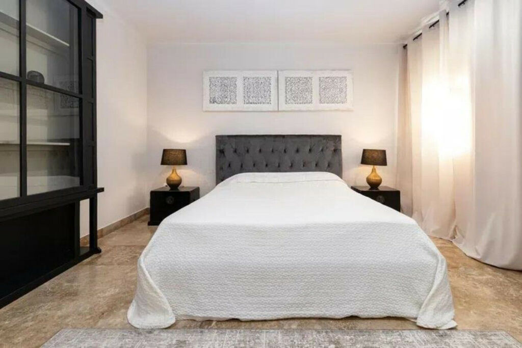 Ground Floor Apartment The Golden Mile Málaga - image 12
