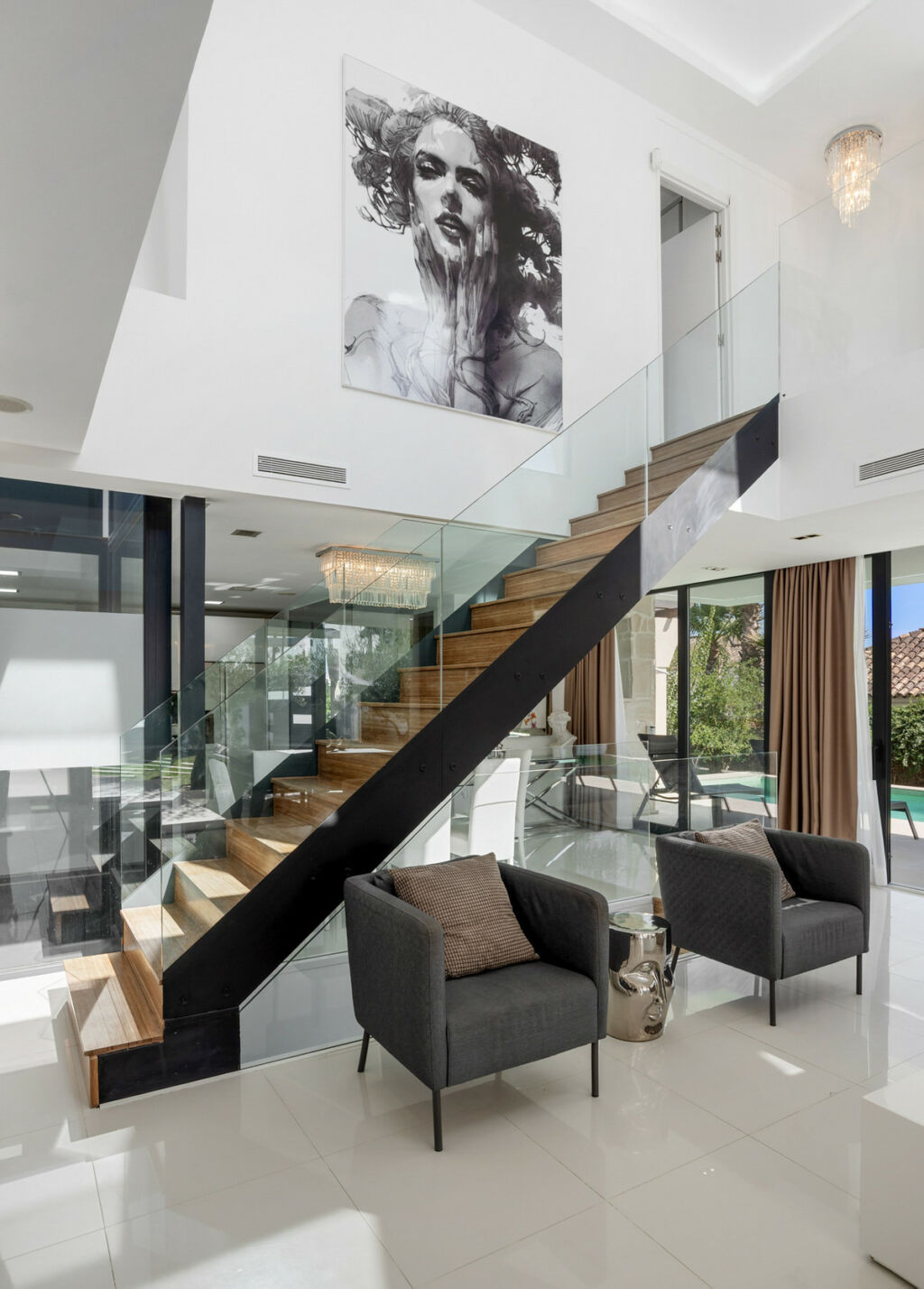 Detached Villa Nueva Andalucía Málaga - image 12